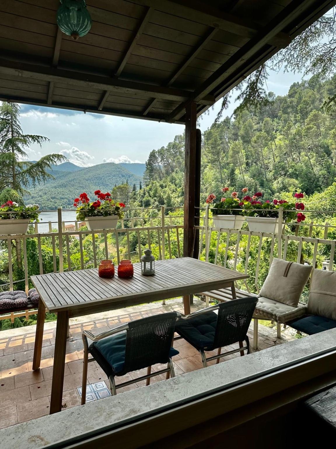 Villa Bianca Piediluco Buitenkant foto